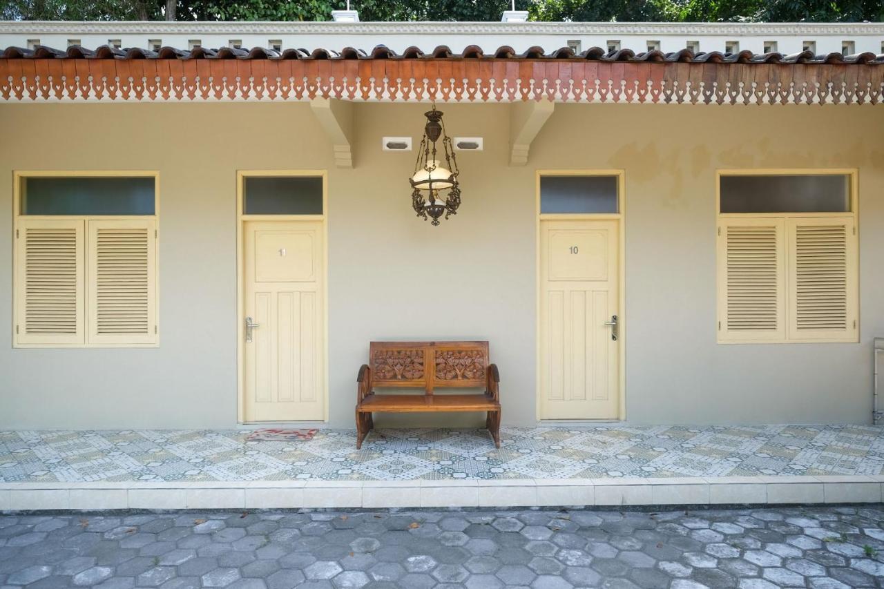 Hotel Reddoorz Near Umy Yogyakarta Ngabean Exterior foto